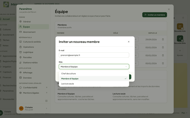 Fenêtre « Inviter un nouveau membre » ouverte sur la rubrique « Équipe » des Paramètres : une adresse saisie dans « E-mail » et la liste « Rôle » dépliée, avec « Chef de culture », « Membre d'équipe » (coché) et « Lecture seule ».